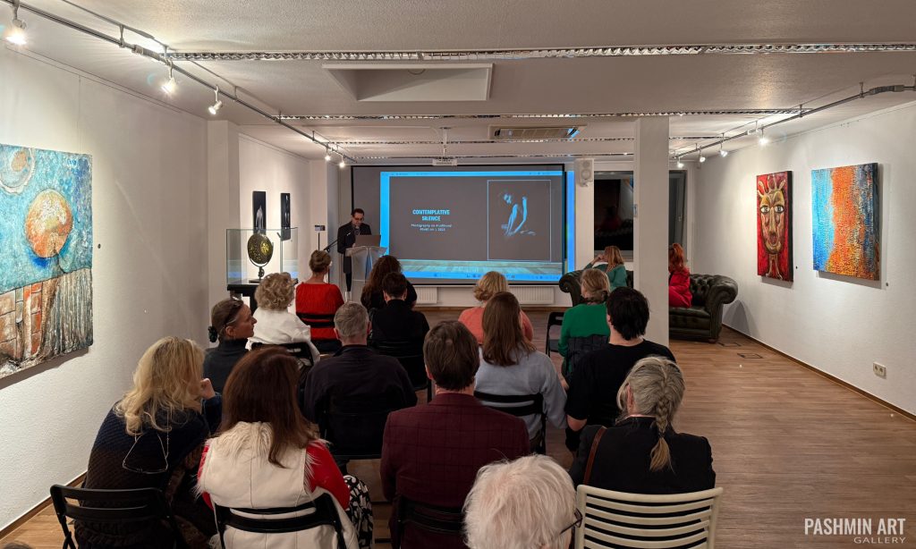 Instagram post from pashmin__art. This post is in position 1.